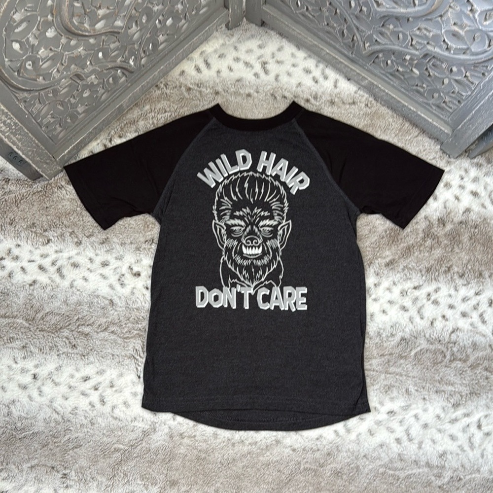 Halloween Wolfman shirt boys size 8 Wild Hair Don’t Care trick or treat werewolf
